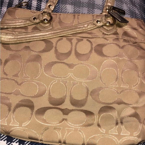 Coach Bundle - Picture 3 of 10